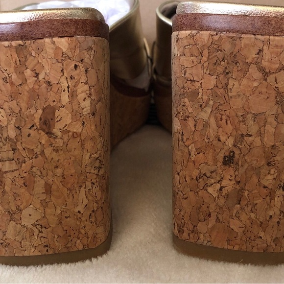 TIME and TRU Womens Comfort Gold Cork Wedge Platform Slip On Sandal Size 10 New - Picture 5 of 8